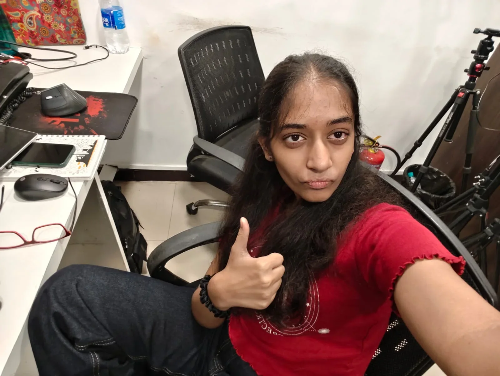 A thumbs-up from the desk